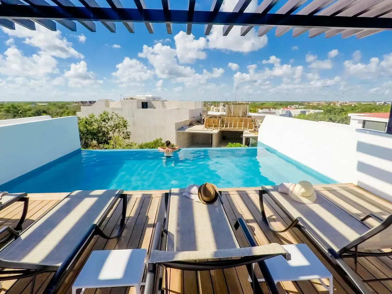 Quinto Sol Luxury Apartments By Mikitito Rentals 툴룸