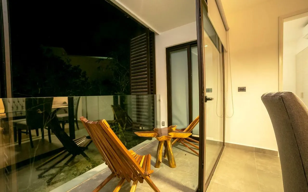 Quinto Sol Luxury Apartments By Mikitito Rentals 툴룸