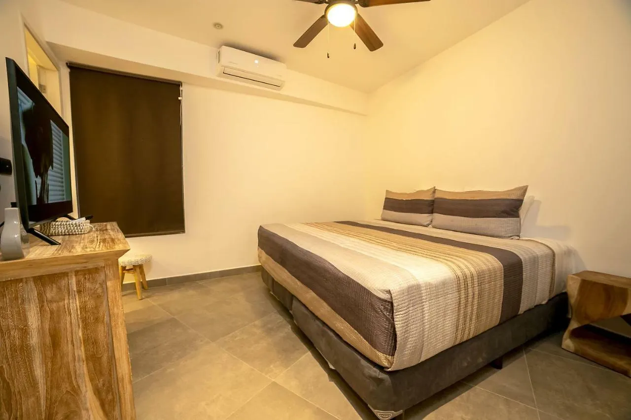 Quinto Sol Luxury Apartments By Mikitito Rentals 툴룸