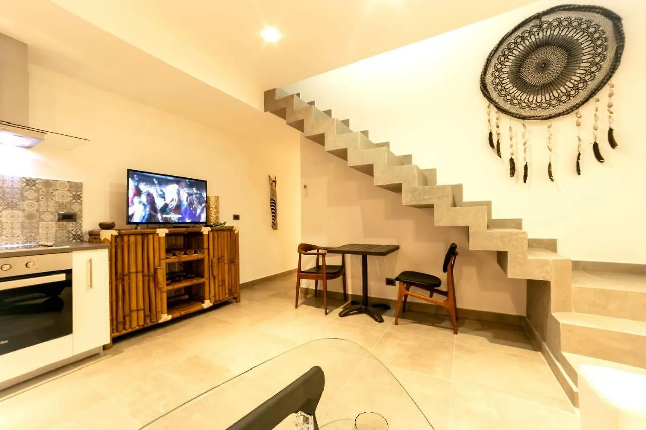 Quinto Sol Luxury Apartments By Mikitito Rentals 툴룸