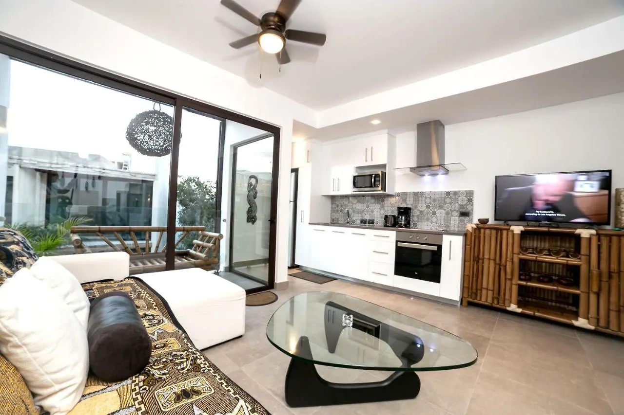 Quinto Sol Luxury Apartments By Mikitito Rentals 툴룸 0*,  멕시코
